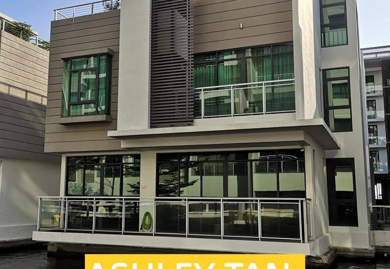 LUXURIOUS 4-Sty Water Villa Bungalow Gelugor 3cp COZY RENO Freehold!