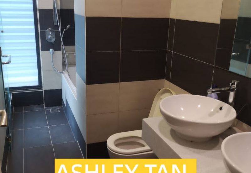 LUXURIOUS 4-Sty Water Villa Bungalow Gelugor 3cp COZY RENO Freehold!