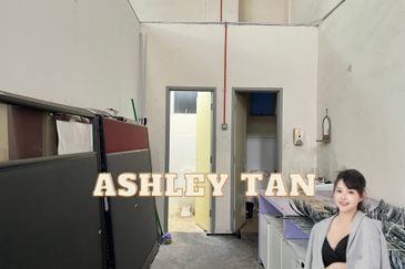 CHEAPEST 1.5storey Semi-D Light Industry IKS Asas Jaya Bukit Minyak