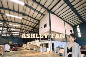 Commercial WAREHOUSE Building 35500sf Jalan Baru Freehold FIRST GRADE