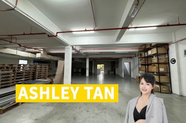 Heavy Industrial 310611sqft Detached Factory Warehouse 11acres 2000amp