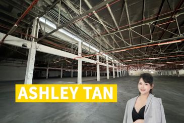 Heavy Industrial 310611sqft Detached Factory Warehouse 11acres 2000amp