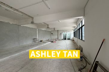 Detached Factory Warehouse Prai Industrial Estate 1000Amps 40Feet