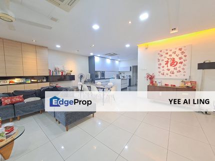 Exclusive Double Storey Super Link 28 x 70 at Lake Edge Kota Kemuning for Sale, Selangor, Kota Kemuning