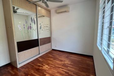 Fully Renovated Double Storey Semi Detached-Setia Damai 14, Setia Alam for Sale
