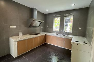 Fully Renovated Double Storey Semi Detached-Setia Damai 14, Setia Alam for Sale