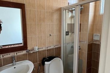 Fully Renovated Double Storey Semi Detached-Setia Damai 14, Setia Alam for Sale