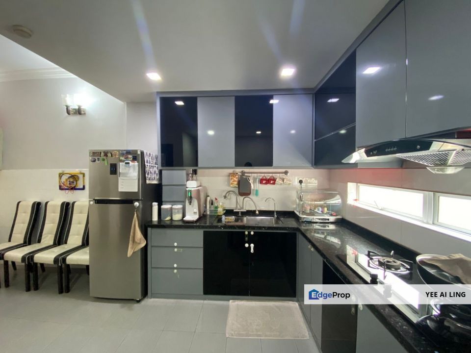 Bukit Rimau Double Storey Terrace House, Shah Alam for Sale. Newly Renovated!, Selangor, Shah Alam