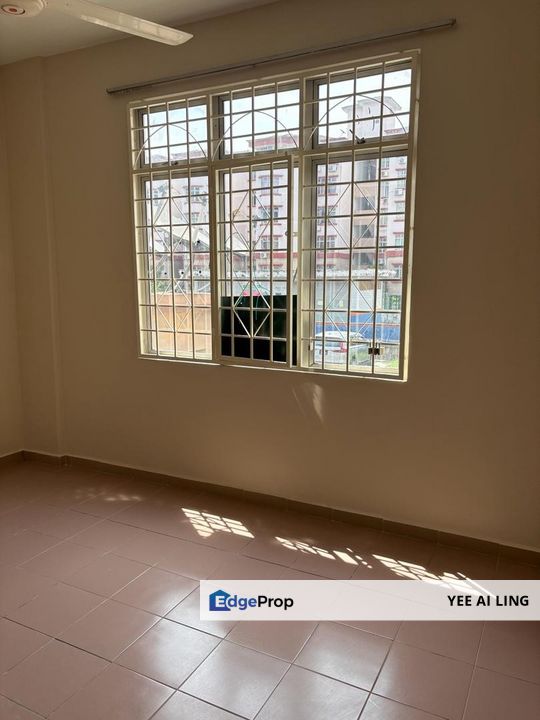 Goodyear Court 8 Subang Perdana 980sf, For Rent. Good Location!, Selangor, USJ