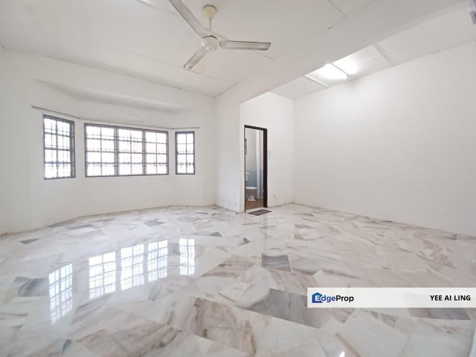 Double Storey House Jalan Raja Nong Kampung Jawa For Sale, Selangor, Klang