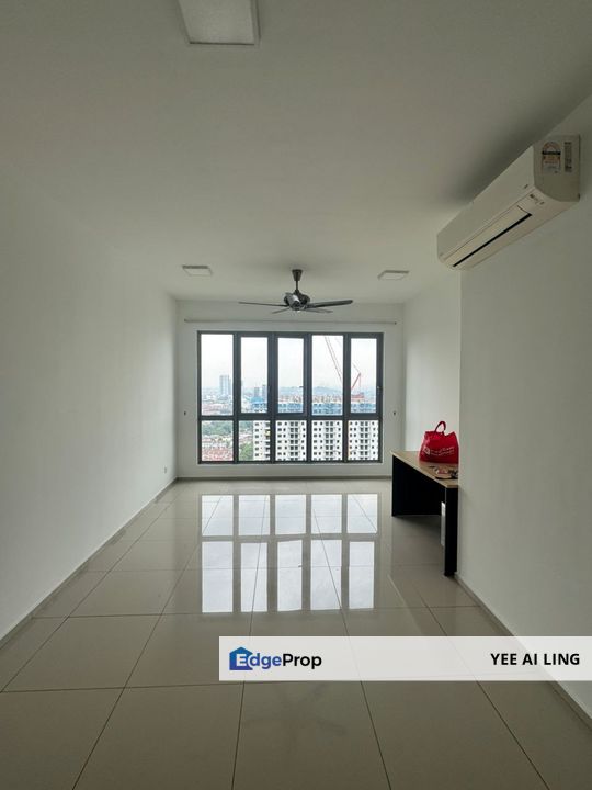 Lake View! Service Residence Nordica Gravit 8 Kota Bayuemas For Rent, Selangor, Klang