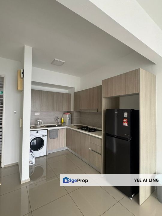 Lake View! Service Residence Nordica Gravit 8 Kota Bayuemas For Rent, Selangor, Klang