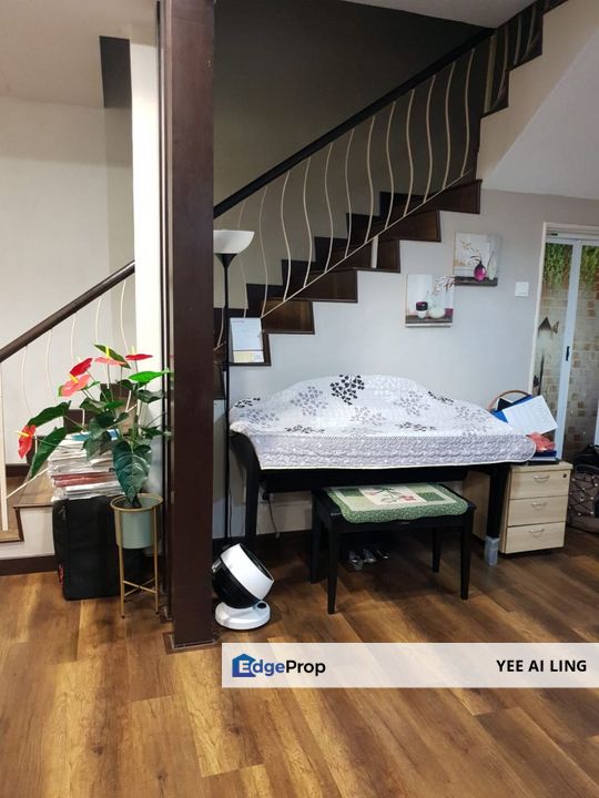 Renovated Double Storey Sri Suria, Bukit Rimau 22 x 86  for SALE, Selangor, Shah Alam