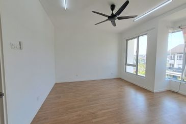 Arahsia Residences, Tropicana Aman