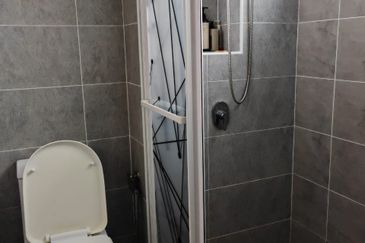 Scarlet @ Bandar Rimbayu