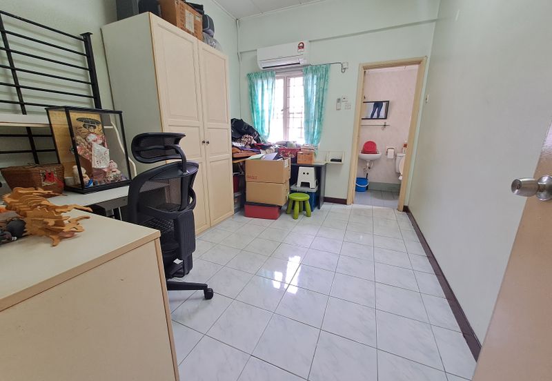 Jalan Sungai Burung 32/72