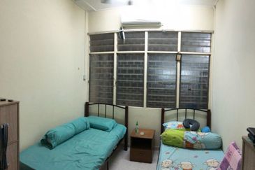 Paramount Garden (Taman Paramount)