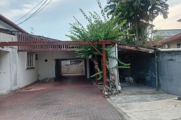 BUNGALOW AT SEC 22, PETALING JAYA GOOD BUY