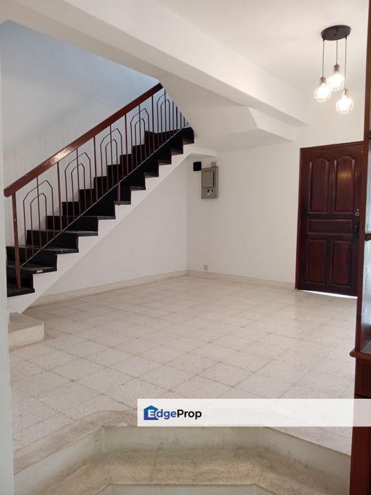 Damansara Utama PJ, 2 sty house, intermediate, basic, good location, strategic, FREEHOLD, Selangor, Petaling Jaya