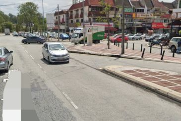 TTDI SHOP FOR SALE WITH TENANCY