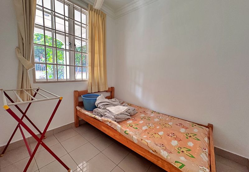 Cheap 2 Storey Corner Terrace @ Bandar Baru Sri Petaling