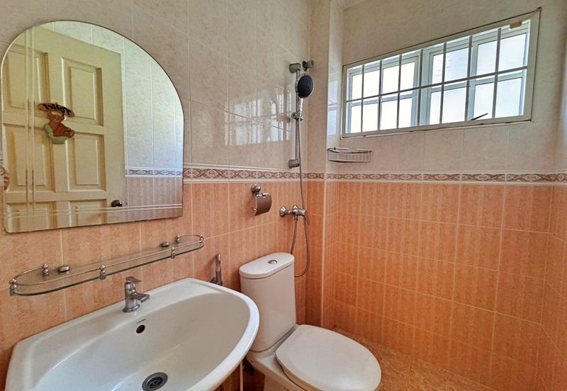 Cheap 2 Storey Corner Terrace @ Bandar Baru Sri Petaling