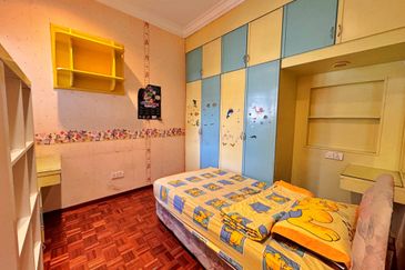 Cheap 2 Storey Corner Terrace @ Bandar Baru Sri Petaling