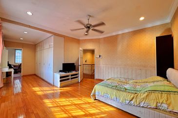 Cheap 2 Storey Corner Terrace @ Bandar Baru Sri Petaling