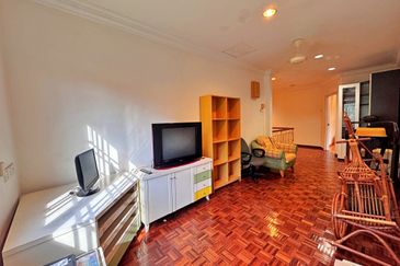 Cheap 2 Storey Corner Terrace @ Bandar Baru Sri Petaling