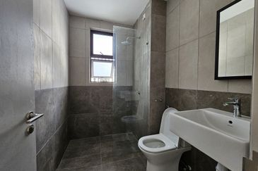 Bandar Tun Hussein Onn