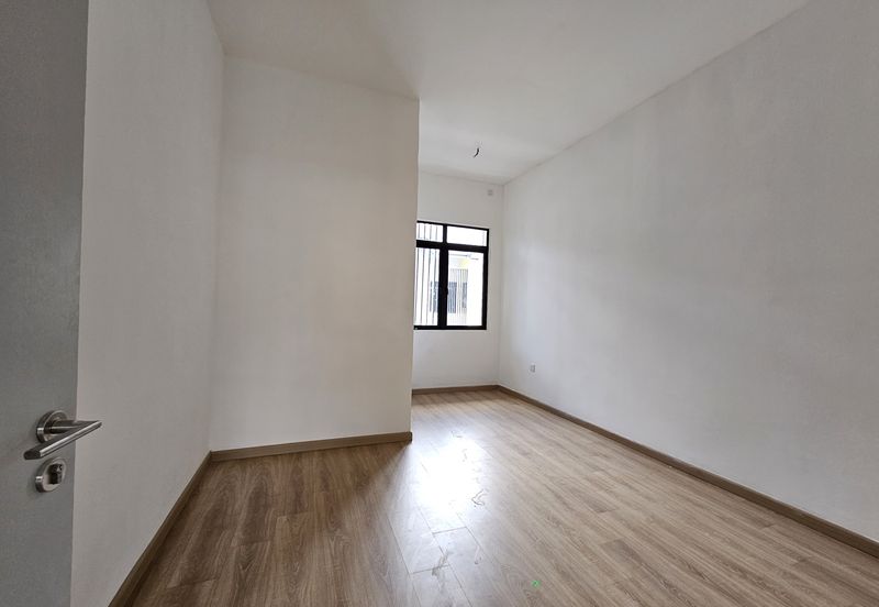 Bandar Tun Hussein Onn