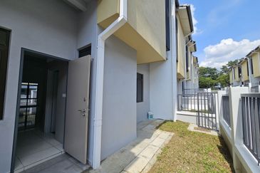 Bandar Tun Hussein Onn