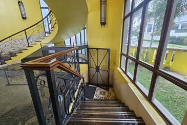 The Lotus of The Mines