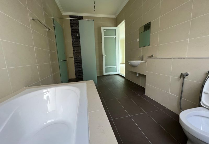 Avenue 4 Lake Valley