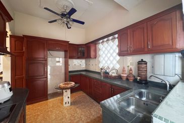 Jalan Suasana @ Tun Hussein Onn