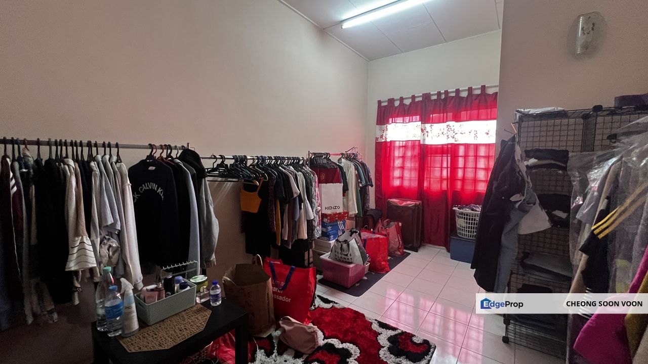 Freehold Extended 2 Stry Terrace @ Taman Seri Belimbing Cheras For Sale, Selangor, Balakong