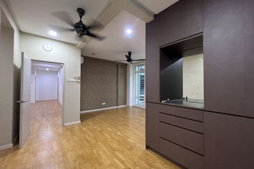 Avenue 6, Bandar Tun Hussein Onn