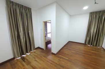 Avenue 6, Bandar Tun Hussein Onn