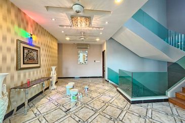 The Lotus of The Mines