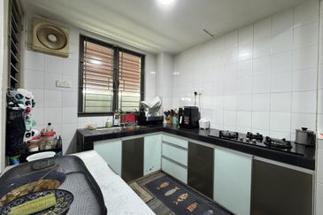 Bukit Mandarina Damai