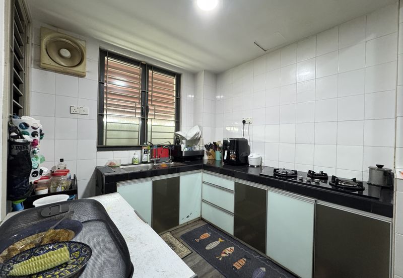 Bukit Mandarina Damai