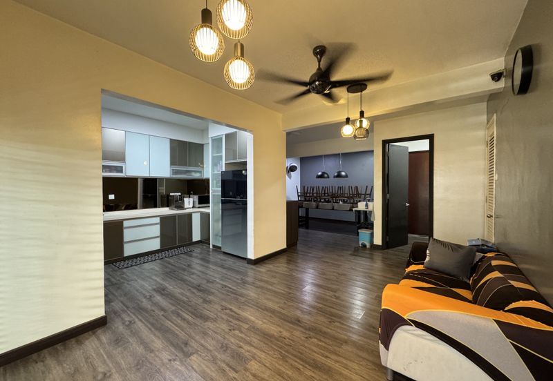 Bukit Mandarina Damai