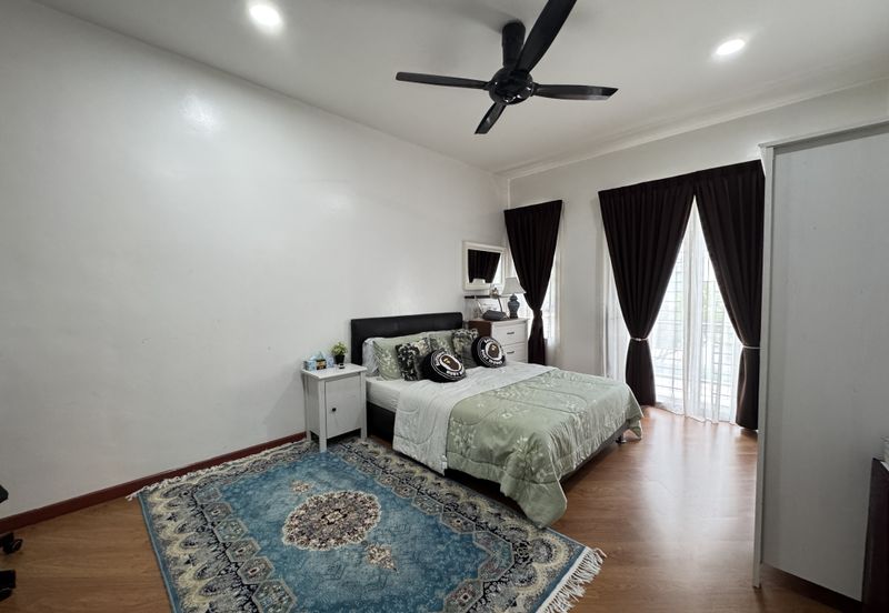 Bukit Mandarina Damai