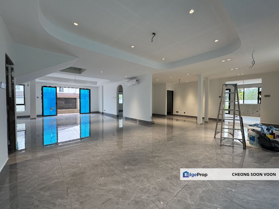 Big Land Freehold 2 Storey Bungalow @ Taman Taynton View Cheras KL, Kuala Lumpur, Cheras