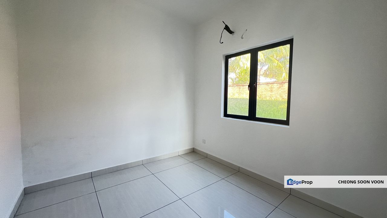Freehold Gated Guarded Cheap Townhouse @ Sungai Long For Sale, Selangor, Kajang