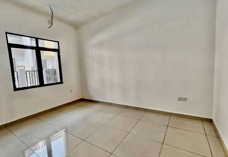 Bandar Tun Hussein Onn