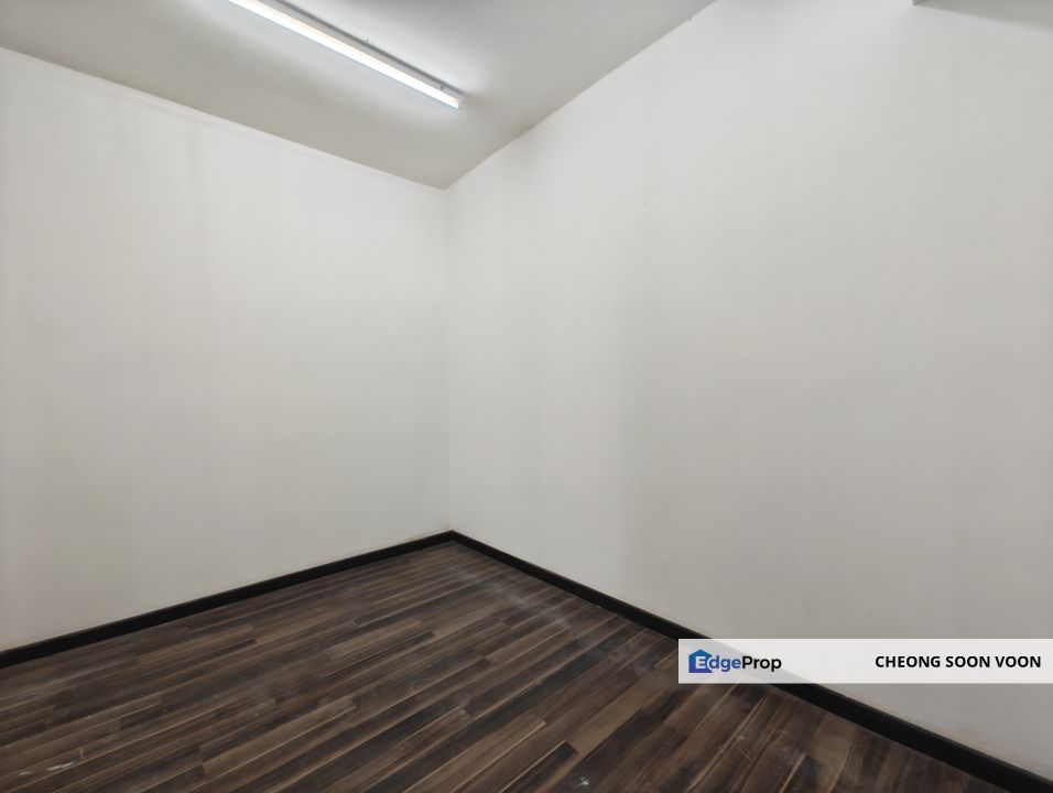 Freehold Gated Guarded 3 Storey Semi-D @ Taman D'Impian Tropika Balakong For Sale, Selangor, Balakong