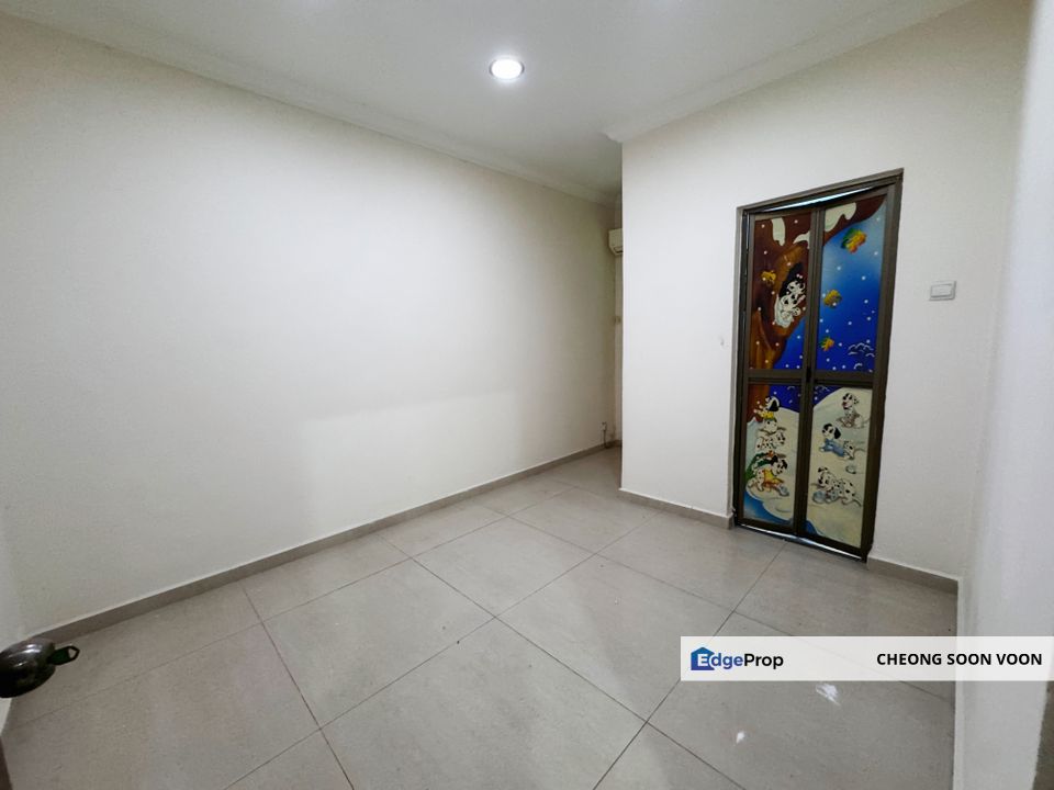 Freehold Gated Guarded Renovated 3 Storey Superlink House @ Selesaria Happy Garden For Sale, Kuala Lumpur, Kuchai Lama