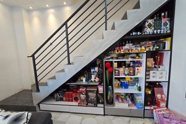 SL7, Bandar Sungai Long