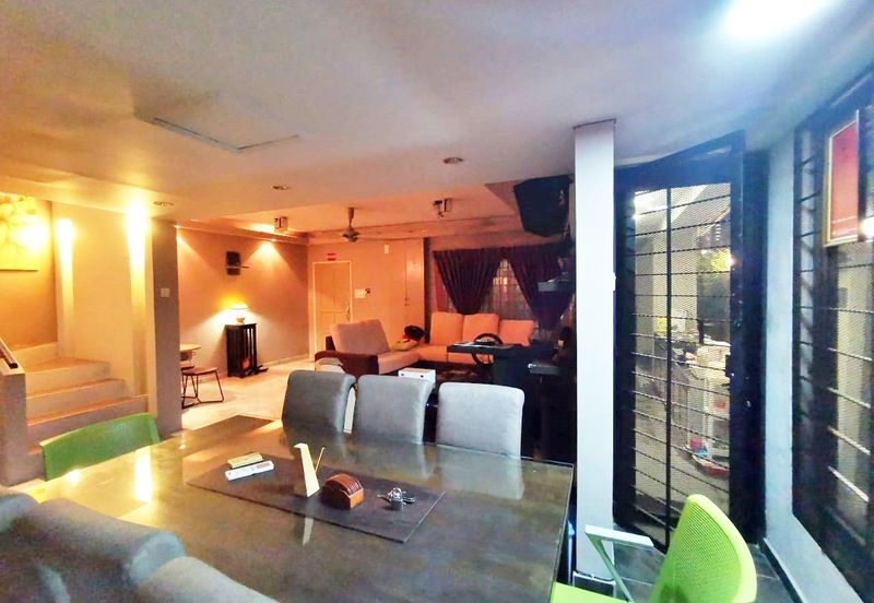 Jalan Damai Perdana 4/1D